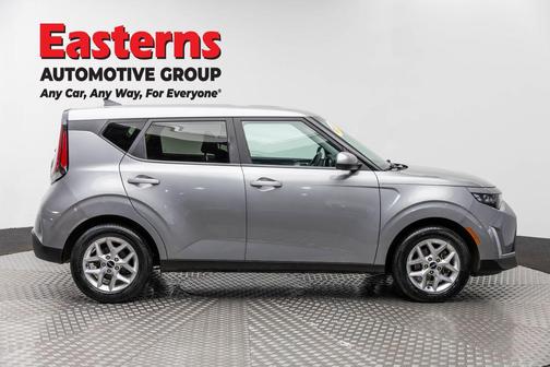 Steel Gray 2023 Kia Soul LX