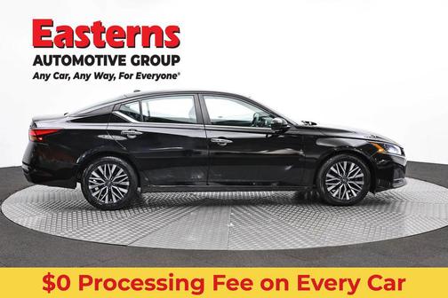Black 2023 Nissan Altima 2.5 SV