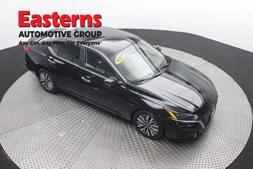 Black 2023 Nissan Altima 2.5 SV