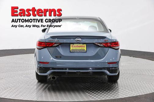 2t Gry Blk Roof 2024 Nissan Sentra SR