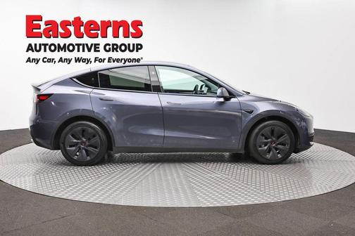 Gray 2023 Tesla Model Y Long Range