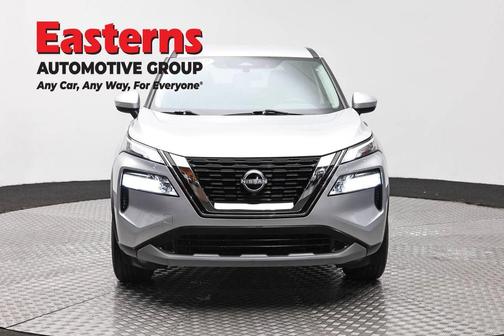 Brilliant Silver Metallic 2023 Nissan Rogue SV