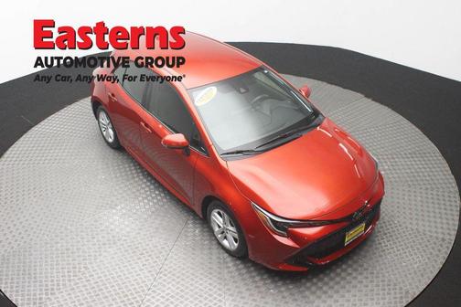 Paprika Metallic 2019 Toyota Corolla Hatchback SE