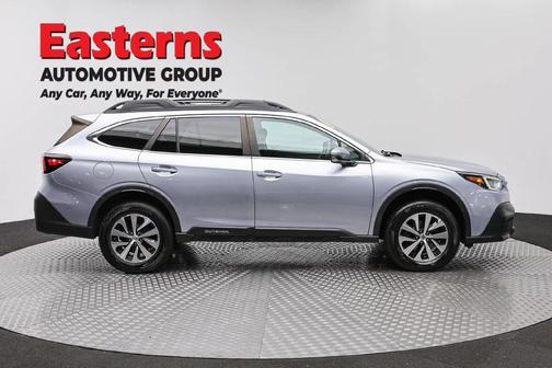 Ice Silver Metallic 2022 Subaru Outback Premium