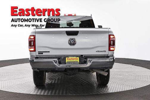 Bright White Clearcoat 2024 RAM 2500 Big Horn