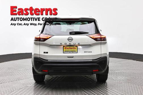 White 2023 Nissan Rogue SV