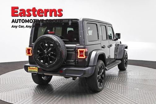 Granite Crystal Clearcoat Metallic 2025 Jeep Wrangler 4xe Sahara