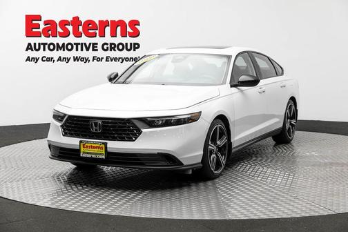 White 2026 Honda Accord SE