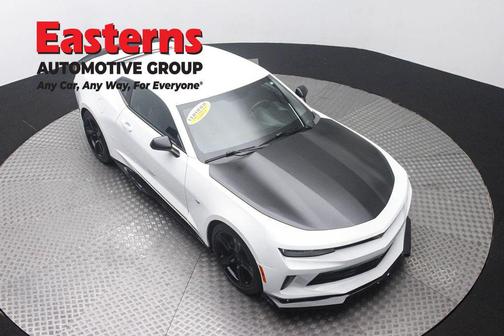 Summit White 2018 Chevrolet Camaro 1LT