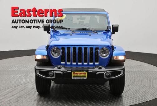 Hydro Blue Pearlcoat 2021 Jeep Gladiator Overland