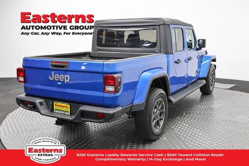 Hydro Blue Pearlcoat 2021 Jeep Gladiator Overland