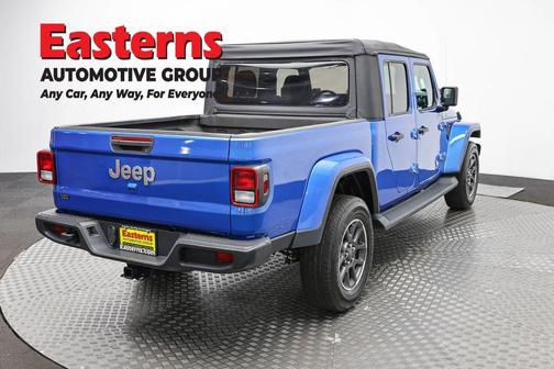 Hydro Blue Pearlcoat 2021 Jeep Gladiator Overland