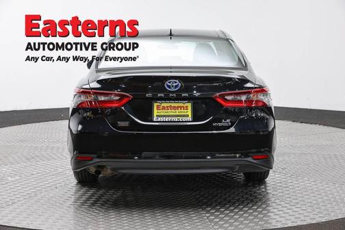 Midnight Black Metallic 2024 Toyota Camry Hybrid LE
