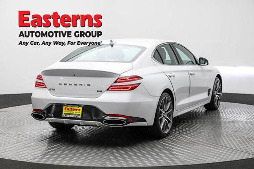 2022 Genesis G70 3.3T