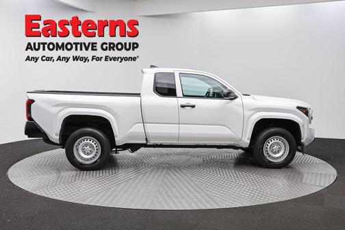 Ice 2024 Toyota Tacoma SR