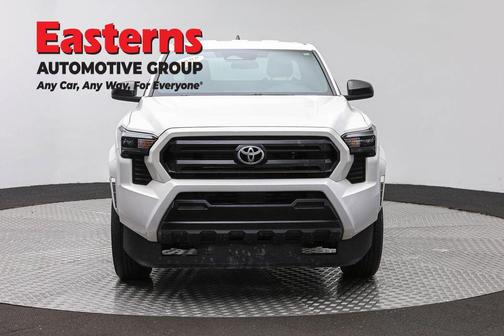 Ice 2024 Toyota Tacoma SR