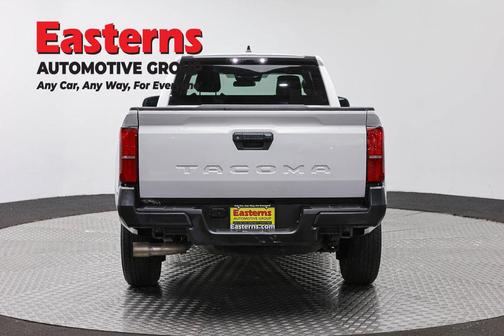 Ice 2024 Toyota Tacoma SR