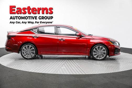 Scarlet Ember 2023 Nissan Altima 2.5 SL