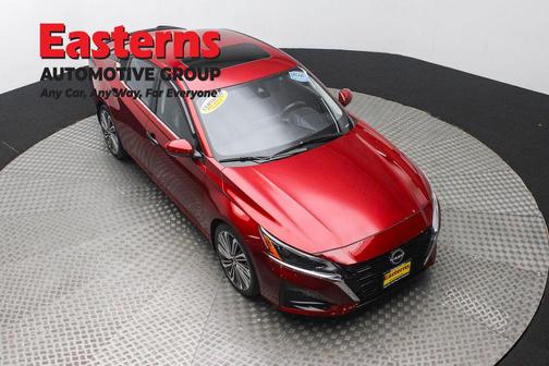 Scarlet Ember 2023 Nissan Altima 2.5 SL