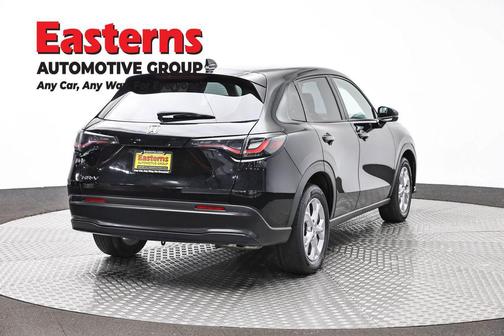 Black 2024 Honda HR-V LX