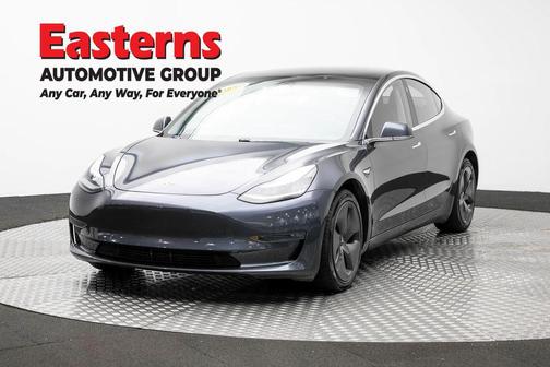 Gray 2019 Tesla Model 3 Long Range