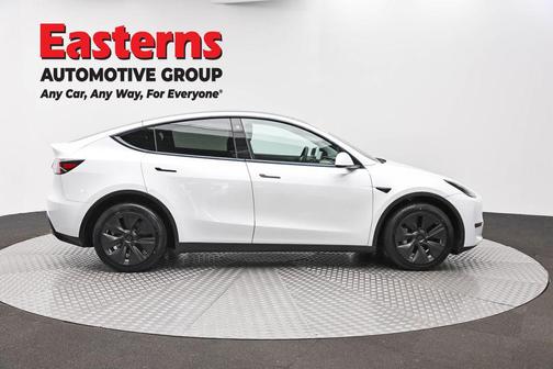 White 2022 Tesla Model Y Long Range