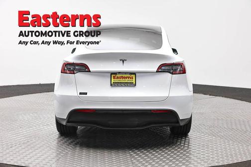 White 2022 Tesla Model Y Long Range