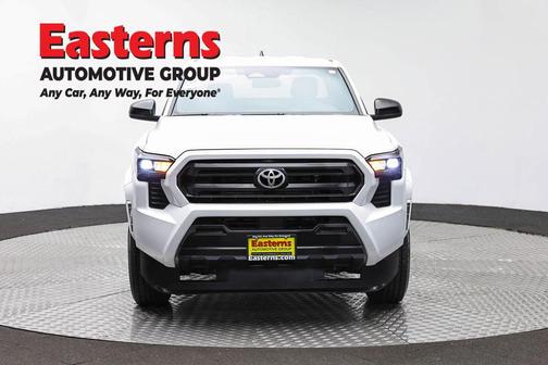 Ice 2025 Toyota Tacoma SR