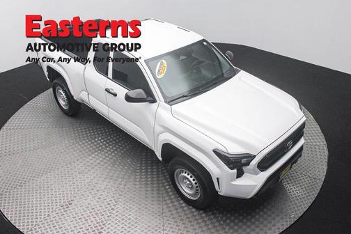 Ice 2025 Toyota Tacoma SR