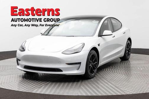White 2023 Tesla Model 3 Base