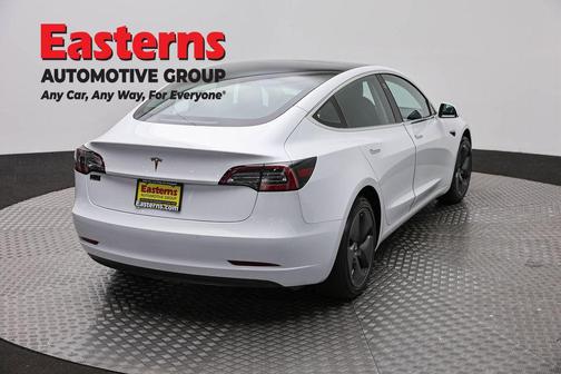 White 2018 Tesla Model 3 Long Range