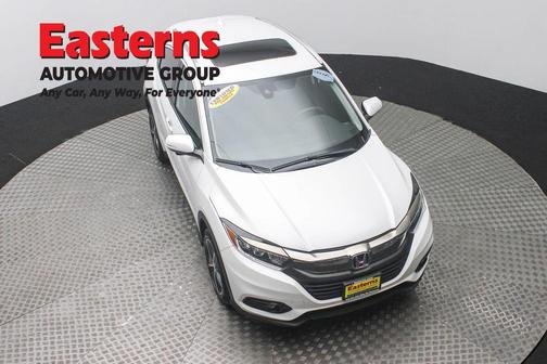 White 2021 Honda HR-V EX