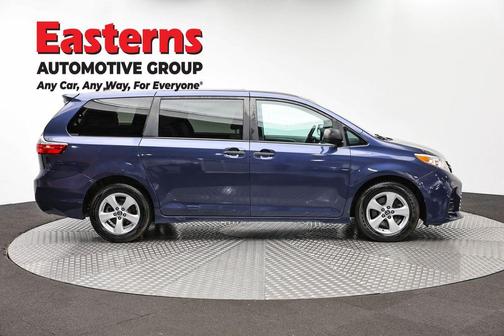 Pearl 2020 Toyota Sienna L