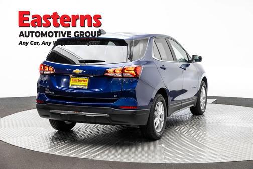 Blue Glow Metallic 2023 Chevrolet Equinox 2LT