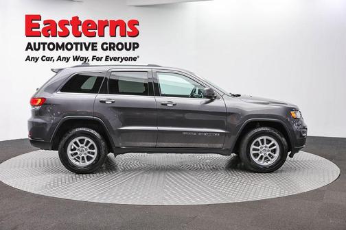 Granite Crystal Clearcoat Metallic 2020 Jeep Grand Cherokee Laredo E