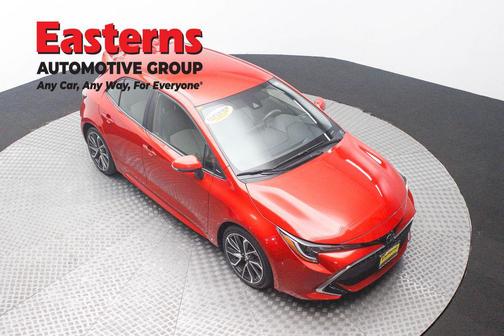 Paprika Metallic 2019 Toyota Corolla Hatchback XSE