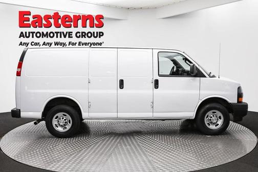 Summit White 2021 Chevrolet Express 2500 Work Van