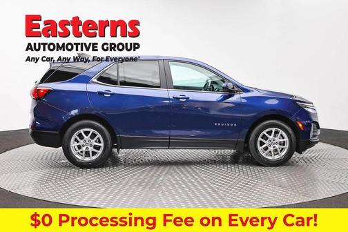 Blue Glow Metallic 2022 Chevrolet Equinox 1LT