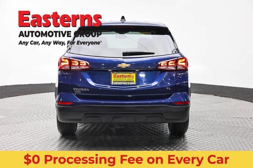 Blue Glow Metallic 2022 Chevrolet Equinox 1LT