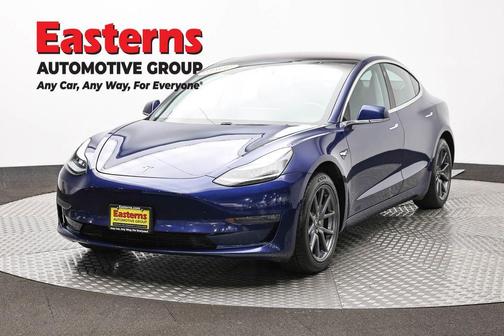 Blue 2018 Tesla Model 3 Long Range