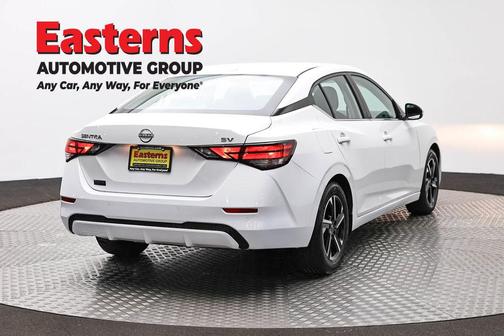 Cloud White 2024 Nissan Sentra SV