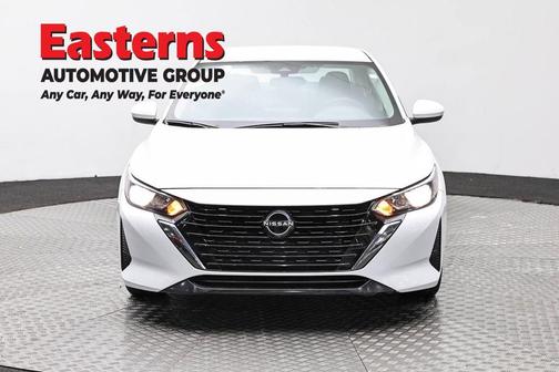 Cloud White 2024 Nissan Sentra SV