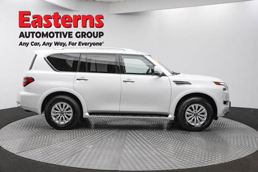 Aspen White Tricoat 2024 Nissan Armada SV