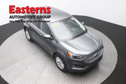 Gray Metallic 2024 Ford Edge SEL