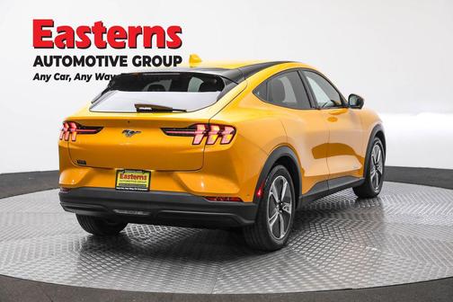 2022 Ford Mustang Mach-E Select