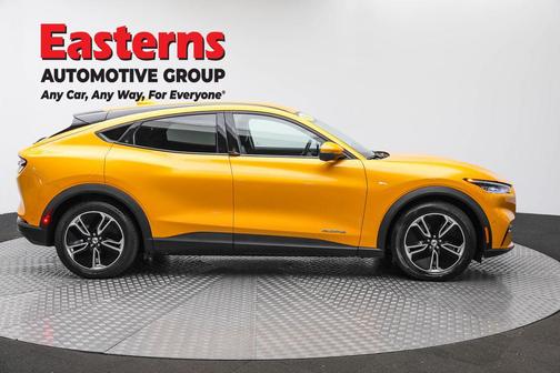 2022 Ford Mustang Mach-E Select