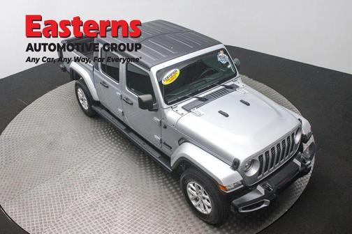 2023 Jeep Gladiator Sport