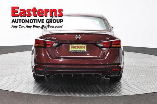 Garnet Pearl Me 2024 Nissan Altima 2.5 SV