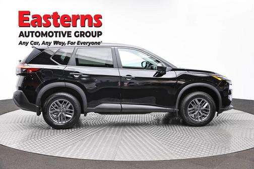Black 2023 Nissan Rogue S