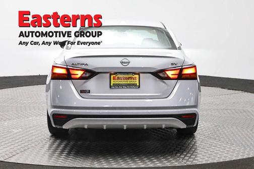 Brilliant Silver Metallic 2024 Nissan Altima 2.5 SV